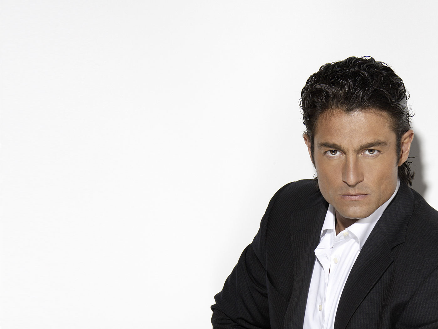 Fernando Colunga